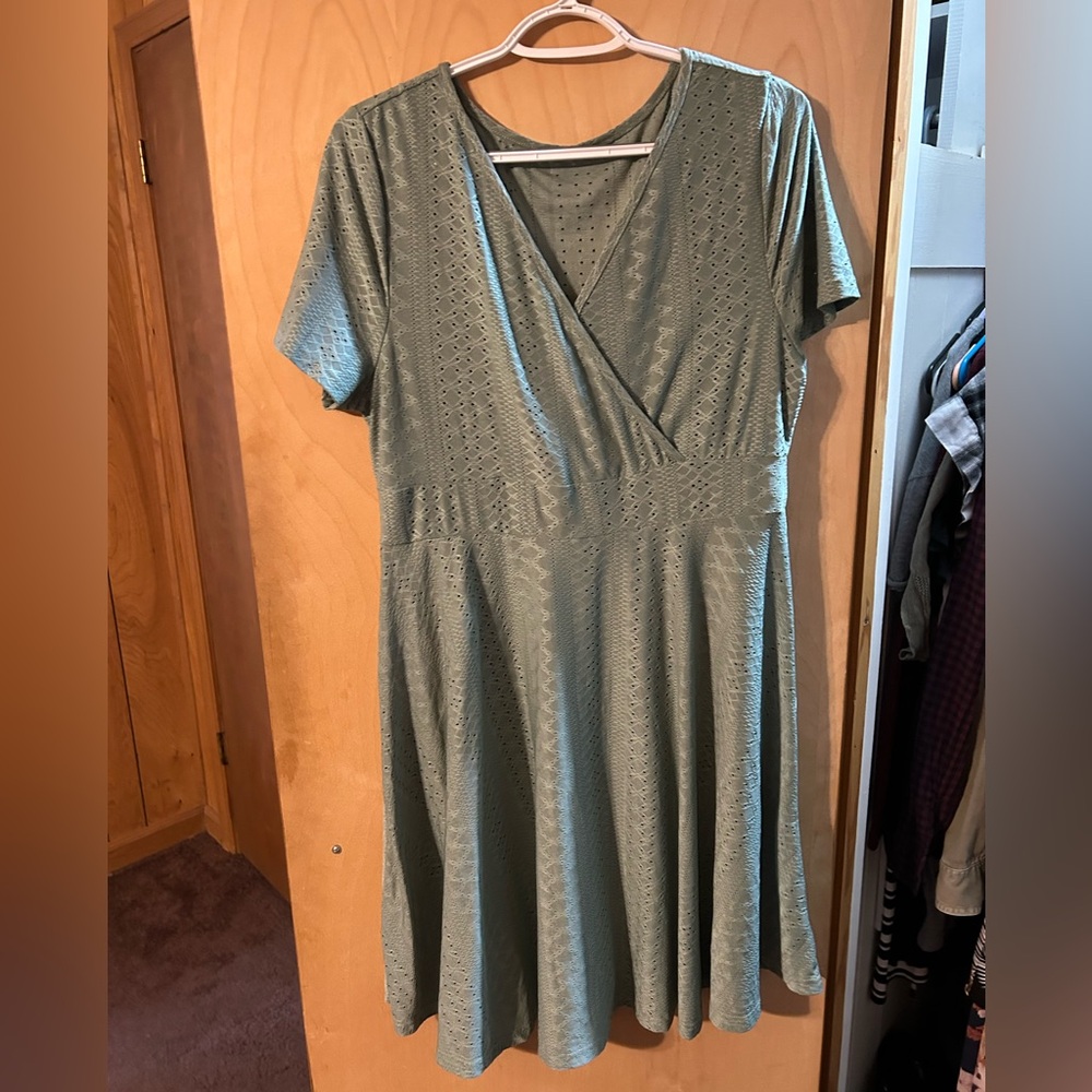 Women’s dress